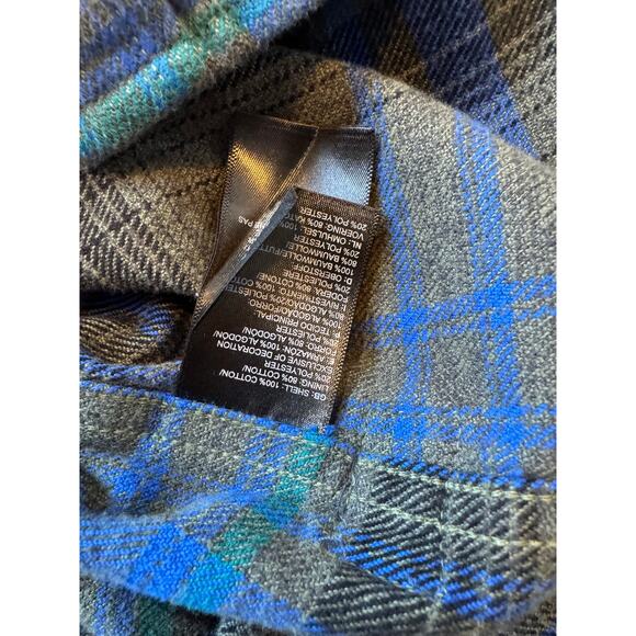 The North Face Long sleeve, button down Heavy Flannel, shirt, Large; Gray & Blue - Picture 10 of 11